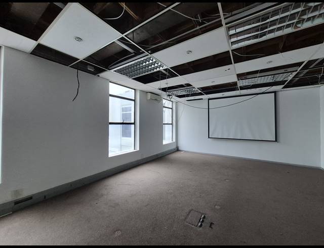772M² OFFICE TO LET IN CRAIGHALL